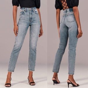 ABERCROMBIE 26 High Rise Mom Jean Acid Blue Wash Women’s 2 light wash denim
